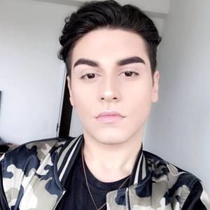 Meet your Posher, Ali emre